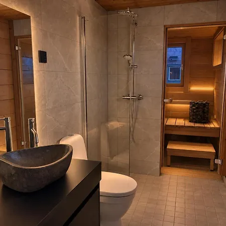 Cozy Nordic 13a - Ailo Apartment *